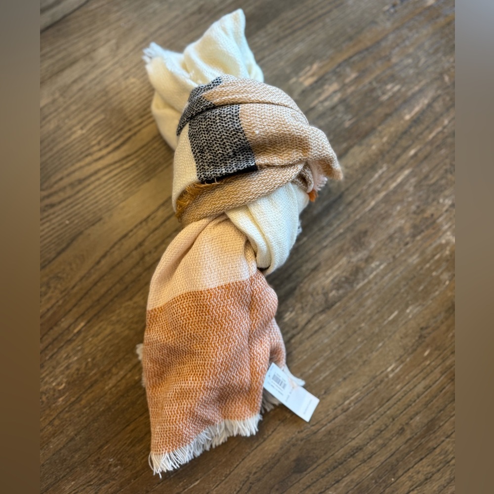 Old Navy Orange and Cream Woven Scarf